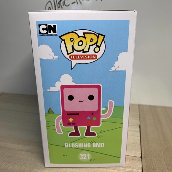 Funko Pop! Television Blushing Pink BMO from Adventure Time vaulted - Picture 4 of 6